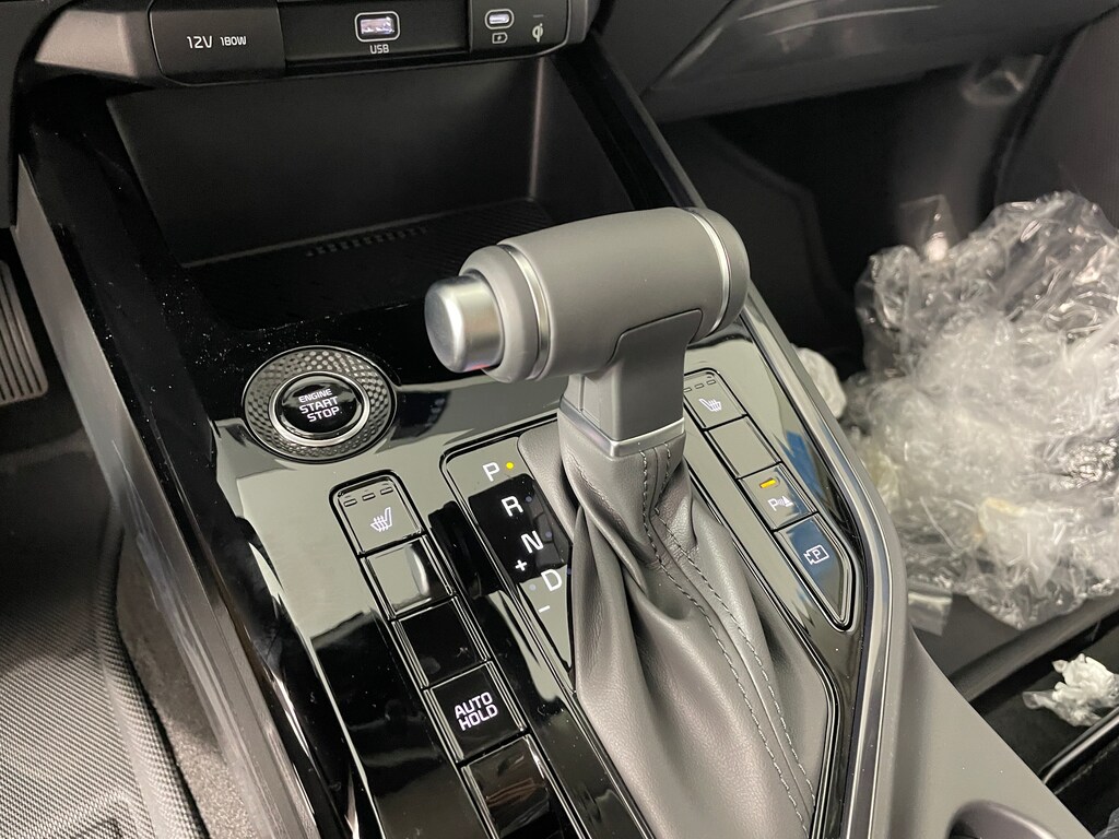 New 2026 Kia Niro EX SUV