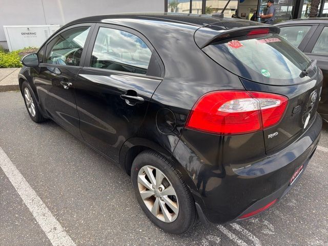 2013 Kia Rio EX photo 2