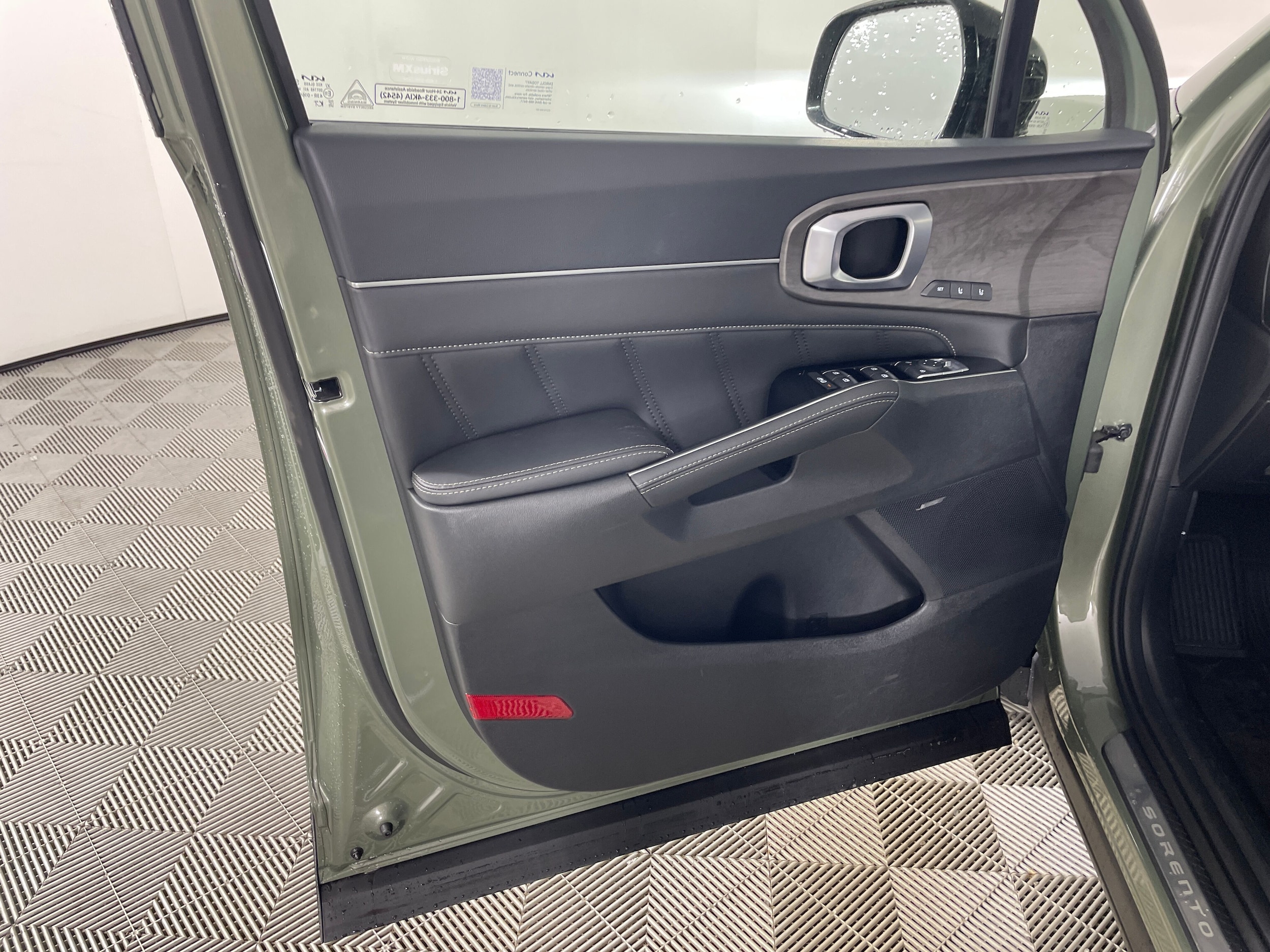 2026 Kia Sorento X-Line SX Prestige - Photo 16