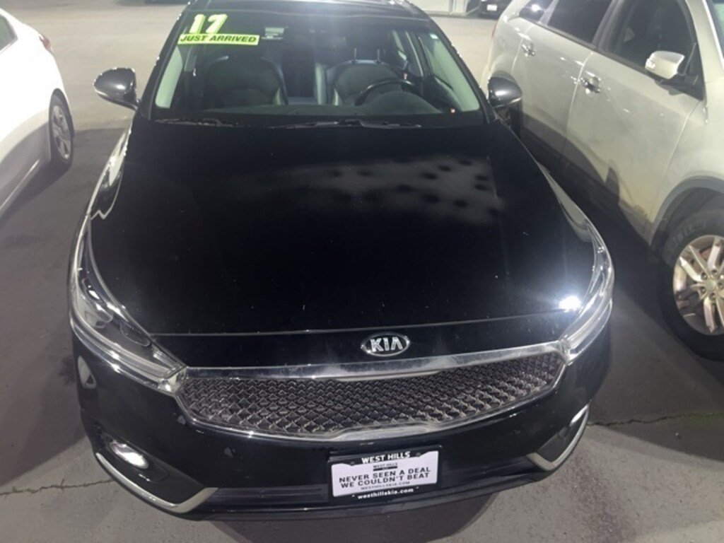 Certified 2017 Kia Cadenza Premium Sedan
