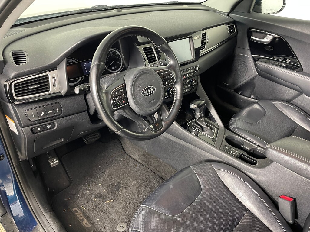 Certified 2017 Kia Niro Touring SUV