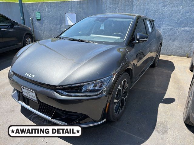 2022 Kia EV6 Wind AWD's photo