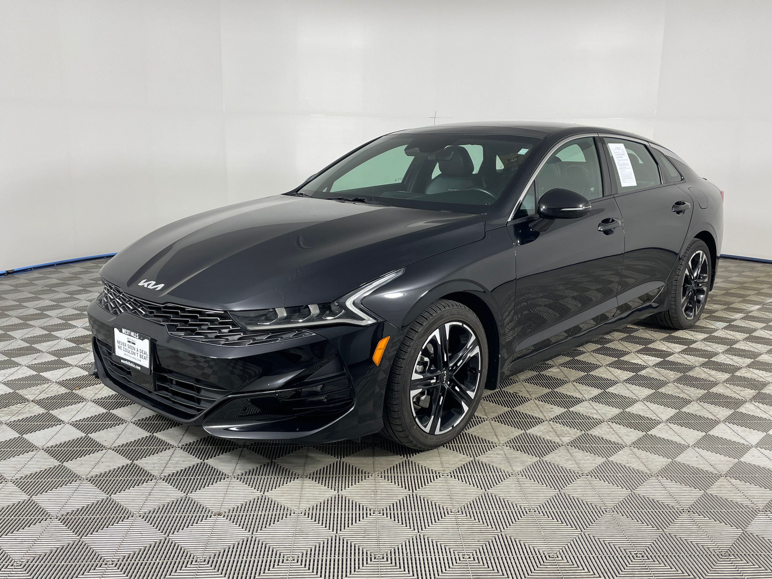 2022 Kia K5 GT-Line's photo