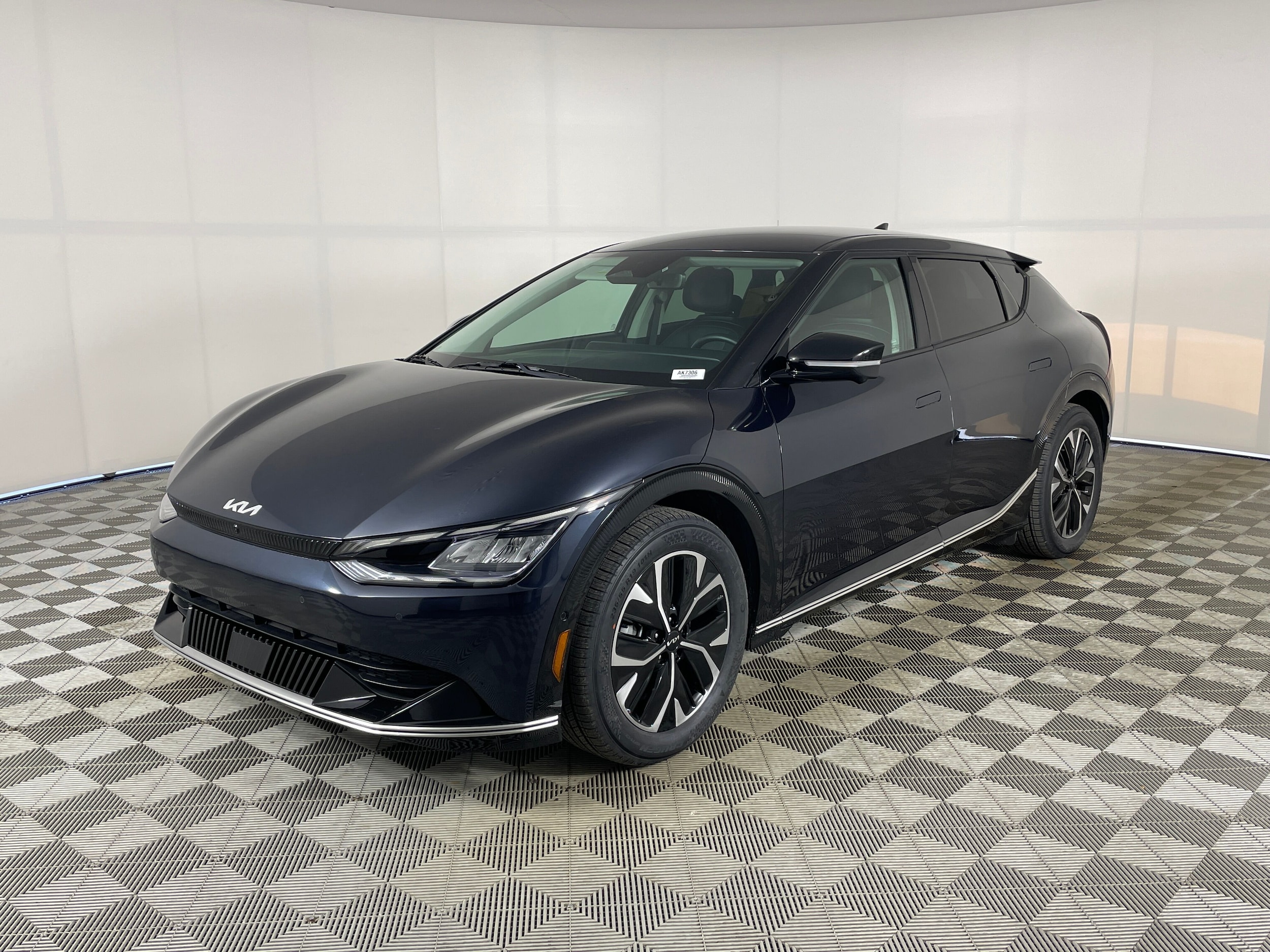 Pre-Owned Kia EV6