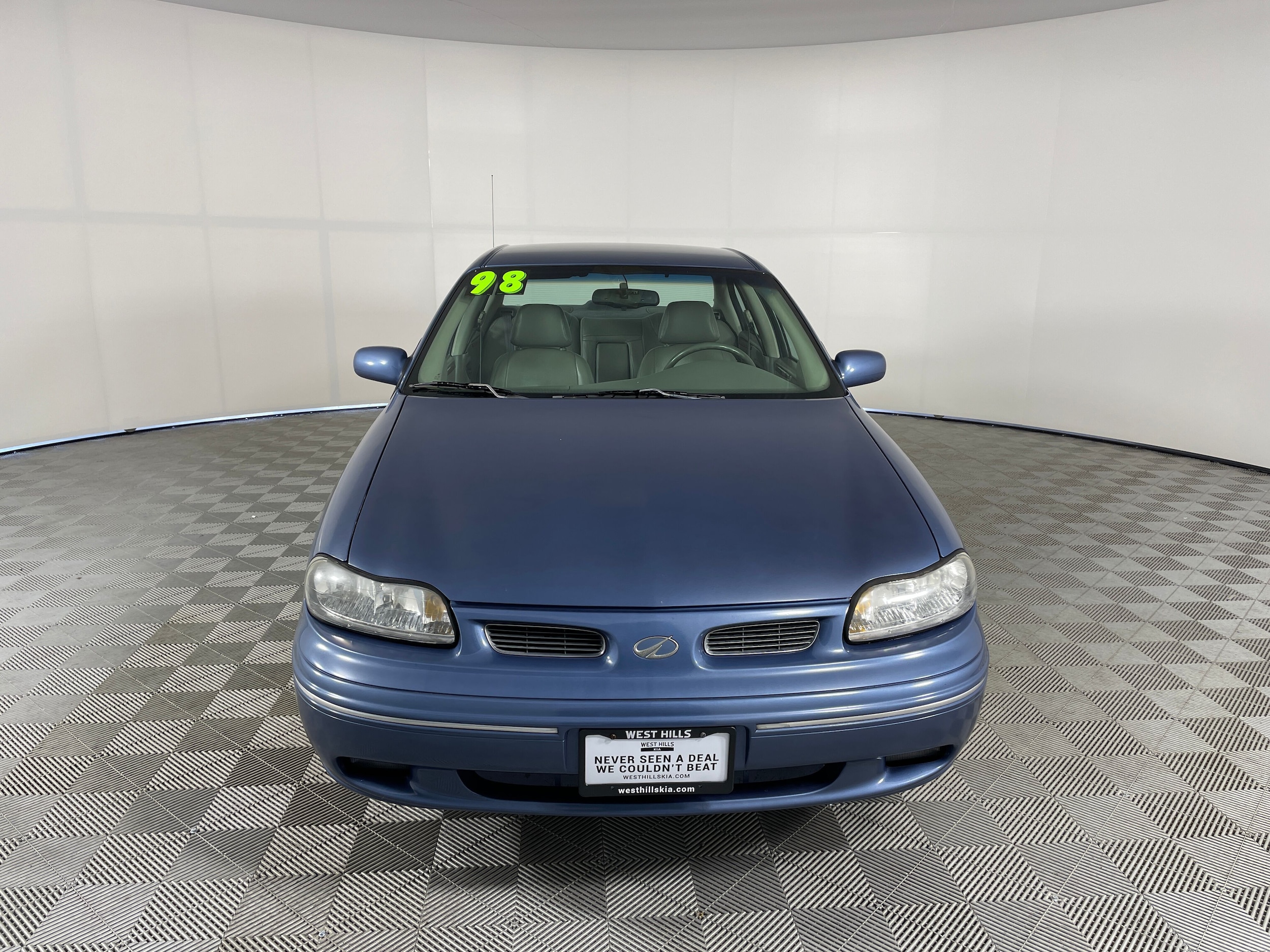 Used 1998 Oldsmobile Cutlass GLS with VIN 1G3NG52M0W6316325 for sale in Bremerton, WA