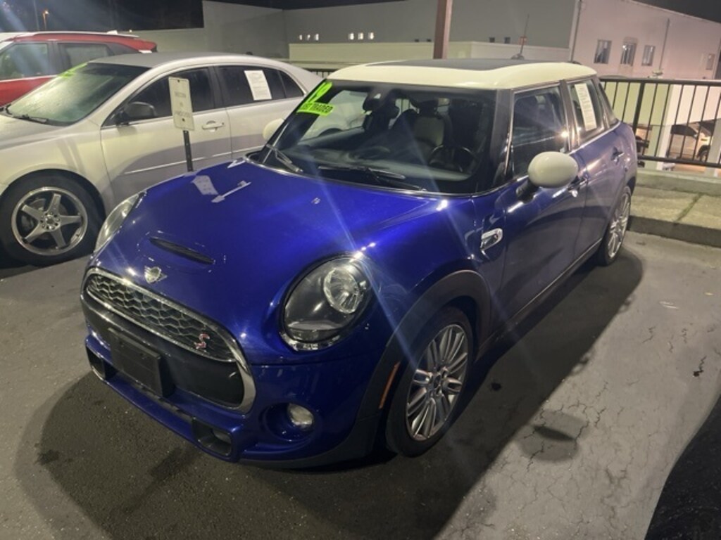 Used 2019 MINI Hardtop 4 Door Signature Hatchback