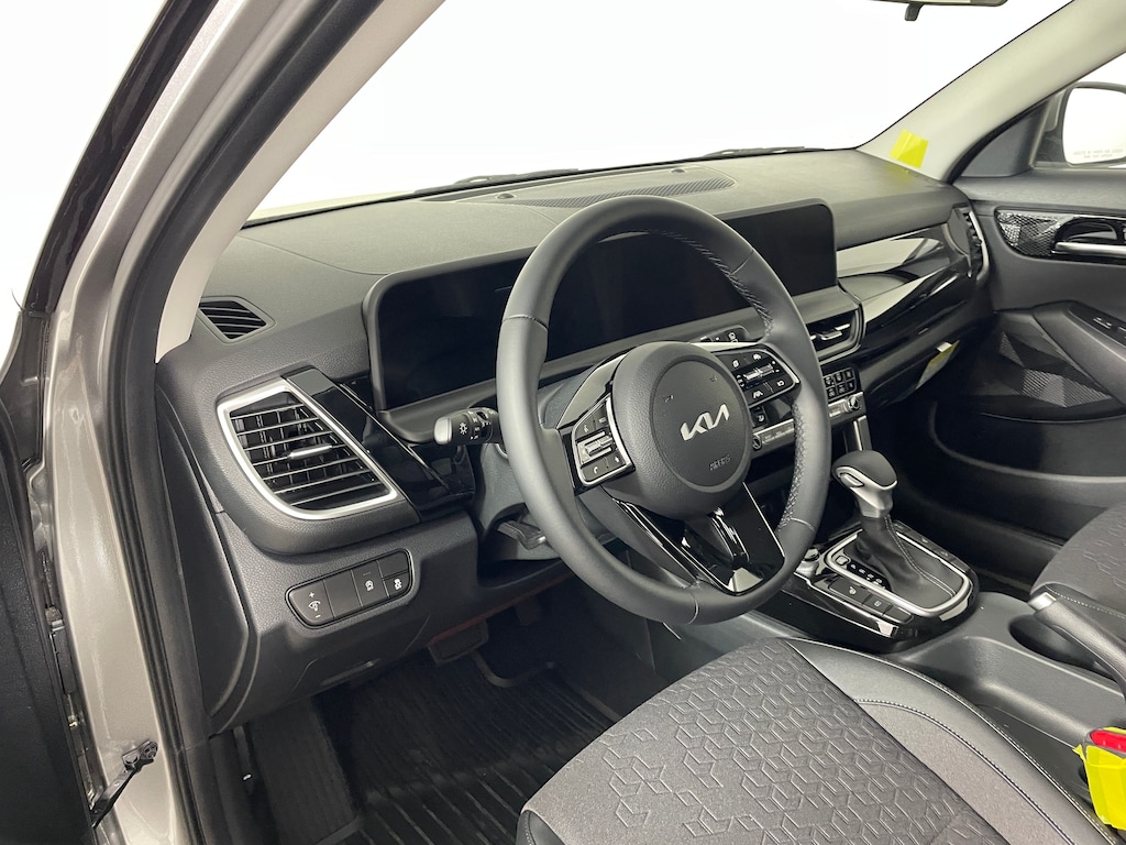 New 2026 Kia Seltos S SUV