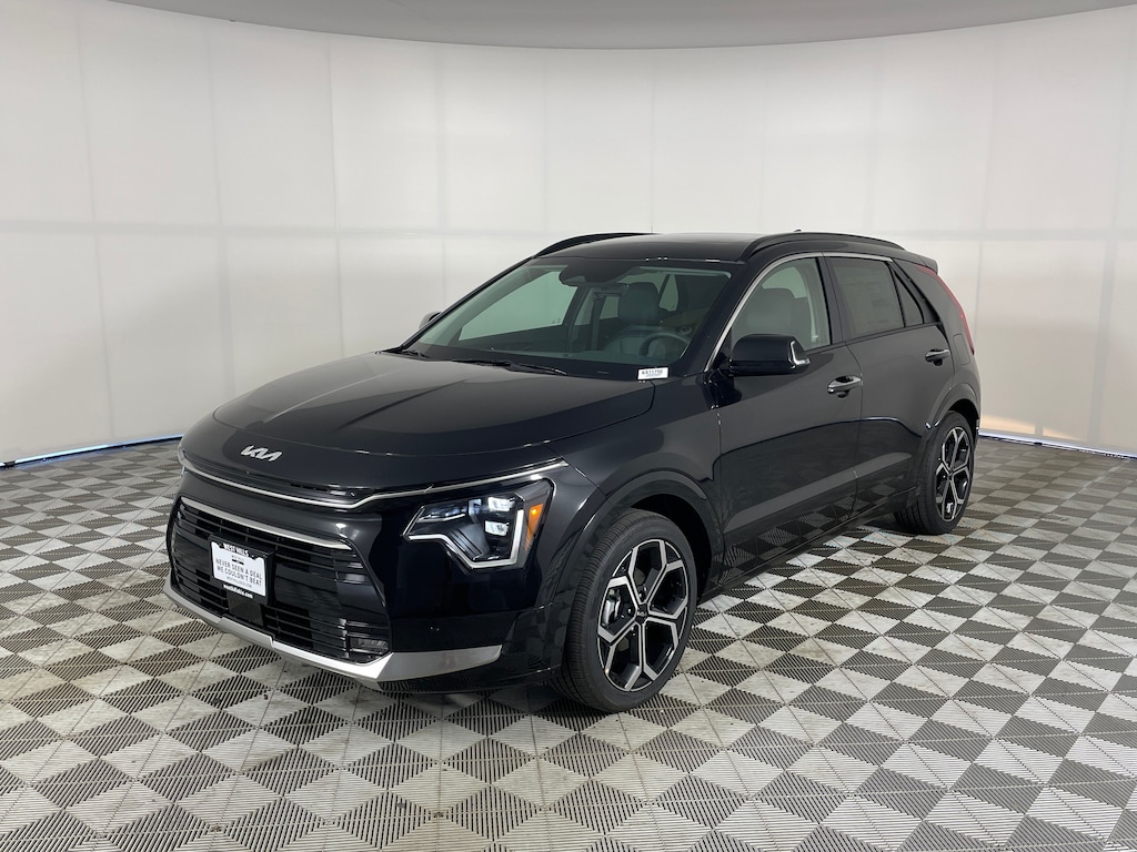 New 2026 Kia Niro SX Touring SUV