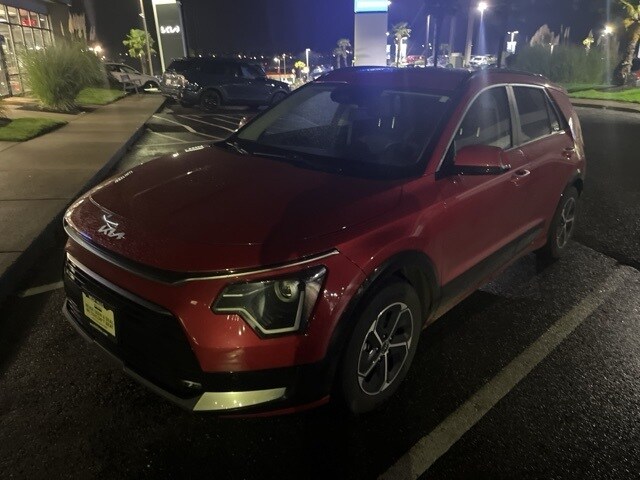 2023 Kia Niro SX photo 3