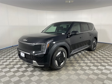 2026 Kia EV9 Light Long Range SUV