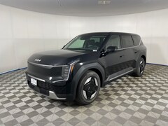 2026 Kia EV9 Light Long Range SUV