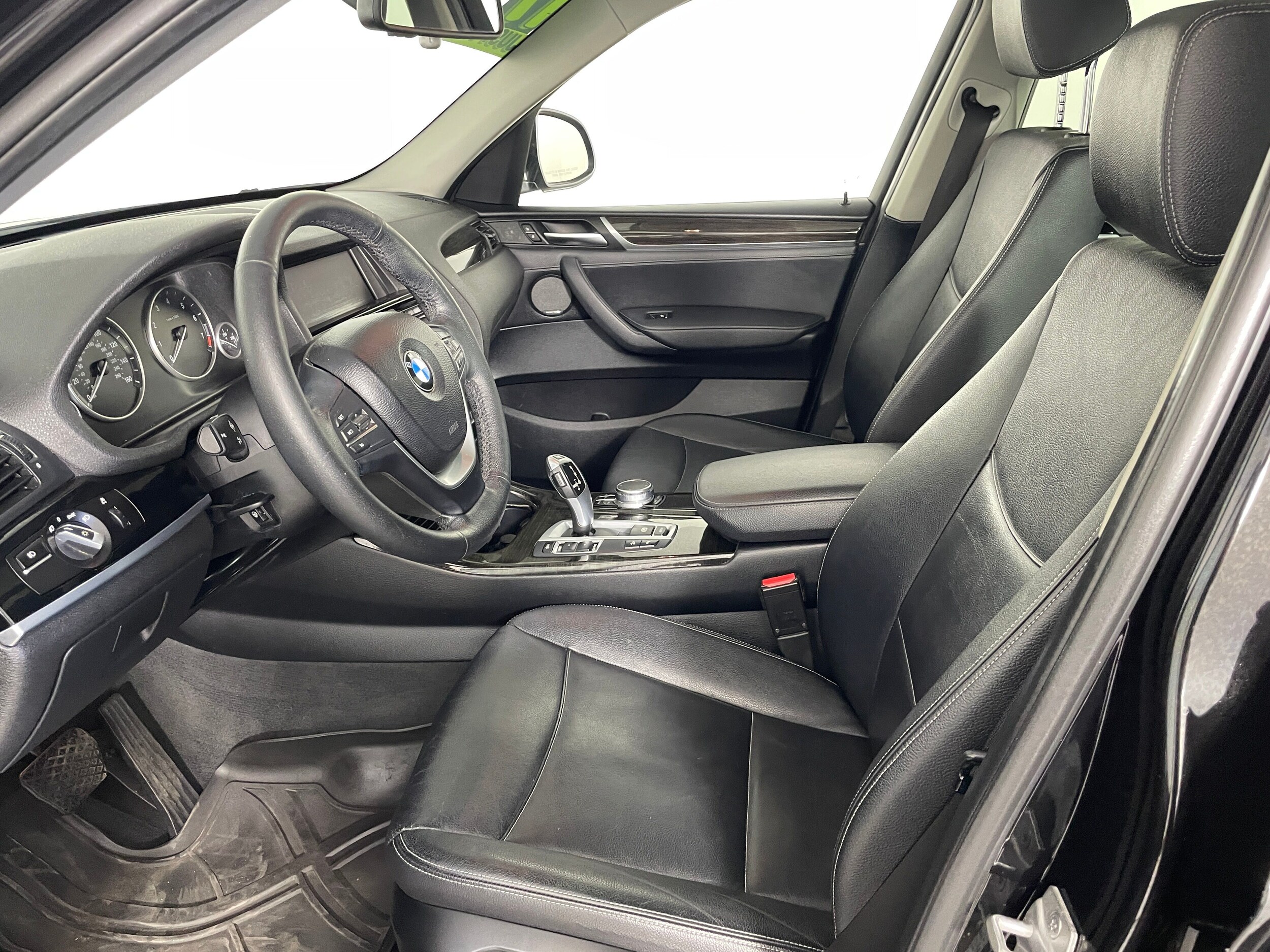 Used 2017 BMW X3 xDrive28i with VIN 5UXWX9C58H0T12305 for sale in Bremerton, WA