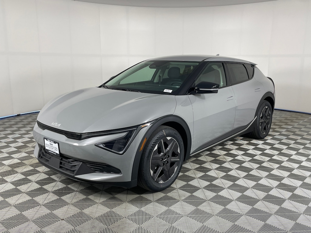New 2026 Kia EV6 Light Long Range SUV
