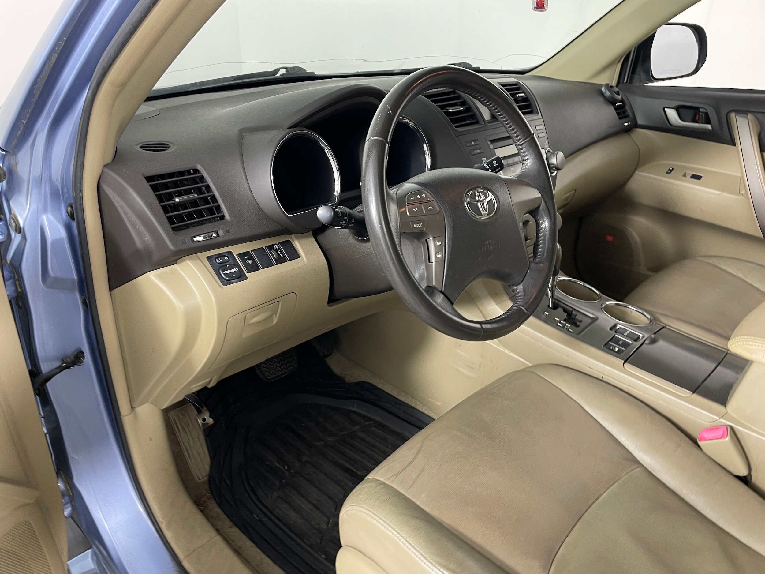 2008 Toyota Highlander Sport photo 3