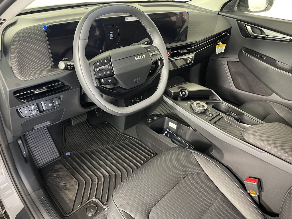 New 2026 Kia EV6 Wind SUV