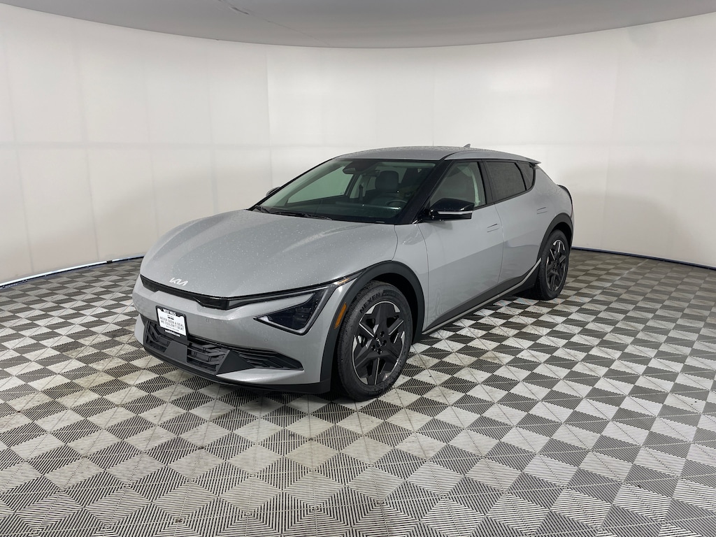 New 2026 Kia EV6 Light Long Range SUV