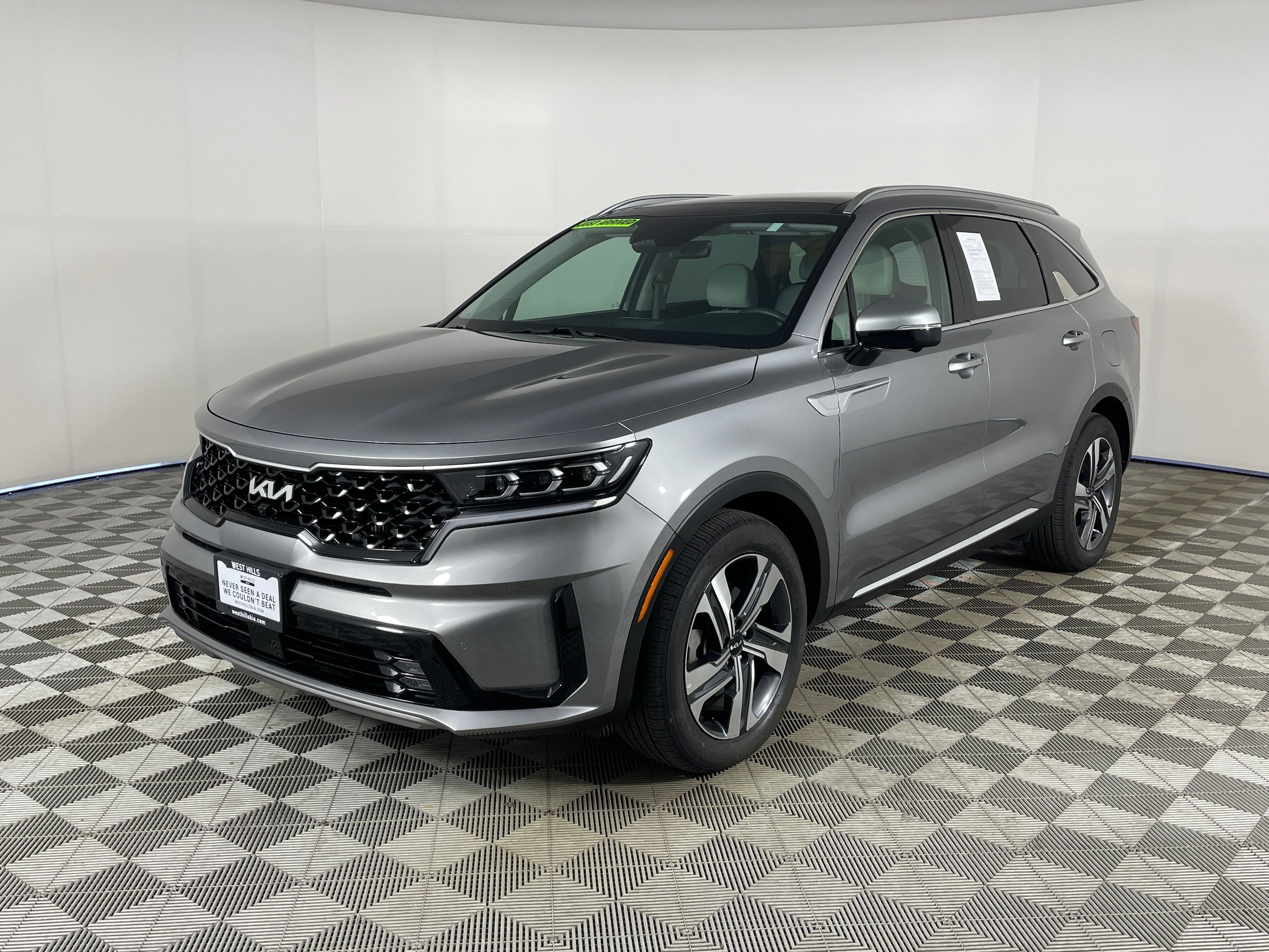 2023 Kia Sorento SX Prestige Hybrid AT 4WD's photo