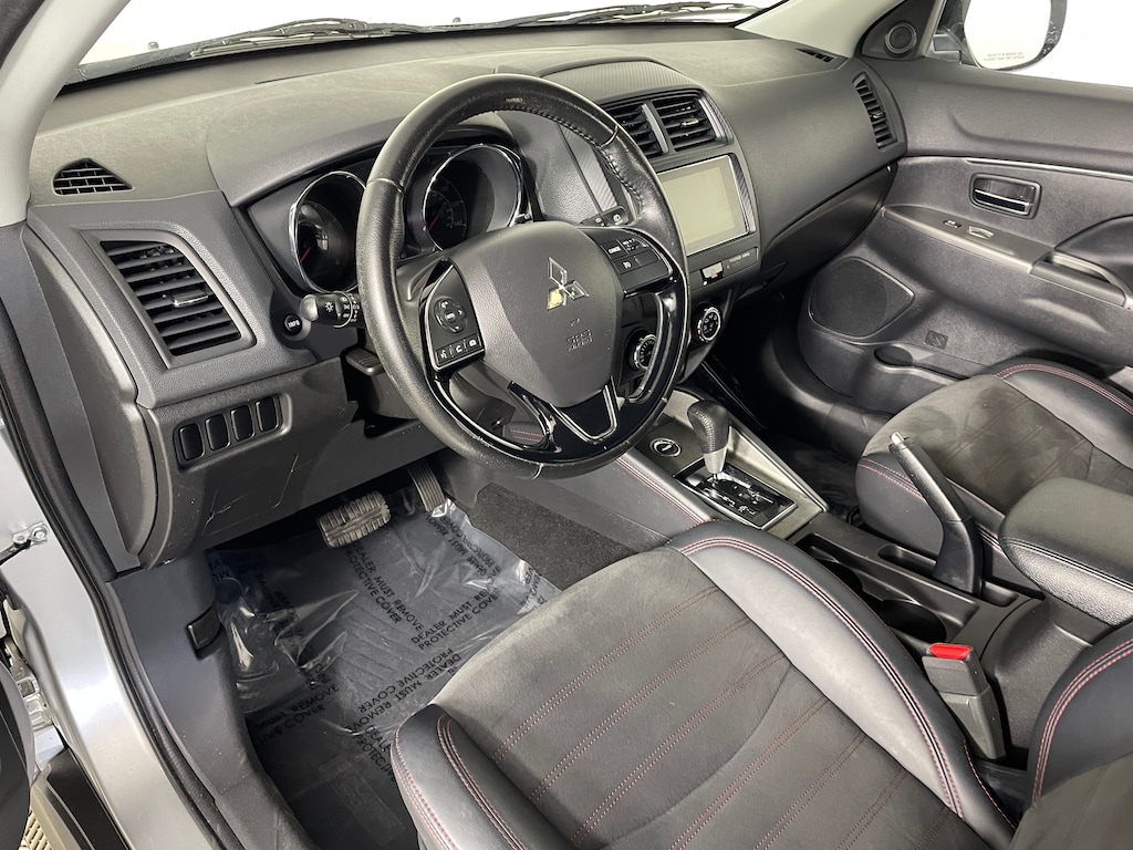 Used 2018 Mitsubishi Outlander Sport SE CUV