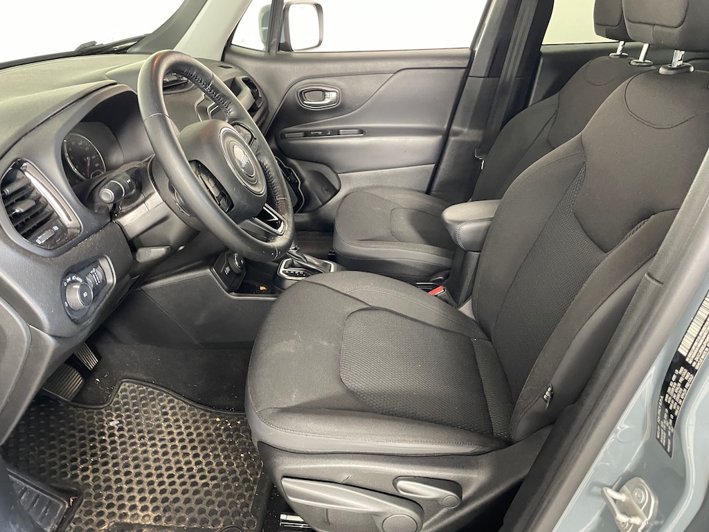 Used 2018 Jeep Renegade Latitude SUV