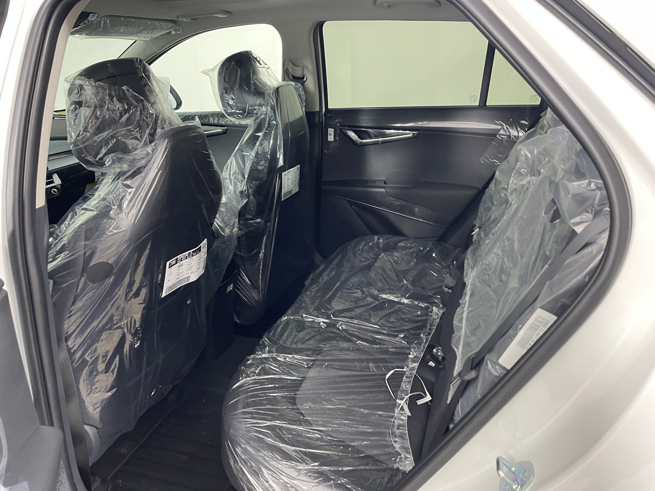 2025 Kia Niro EX Touring photo 4