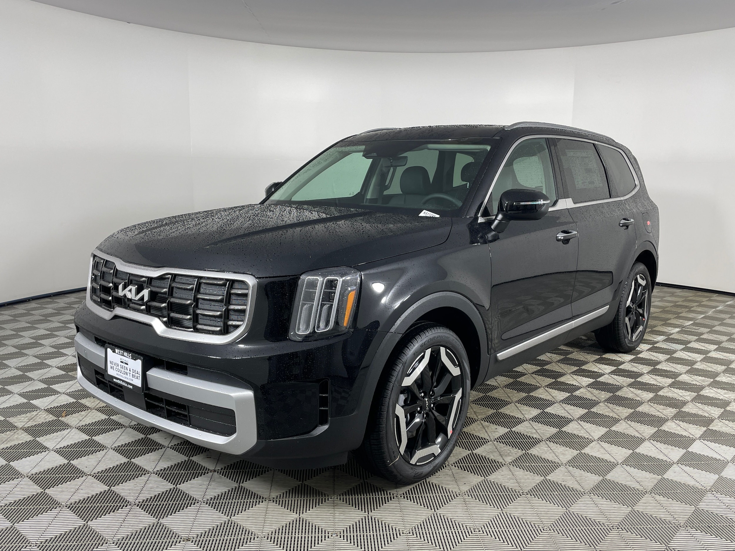 2025 Kia Telluride S's photo