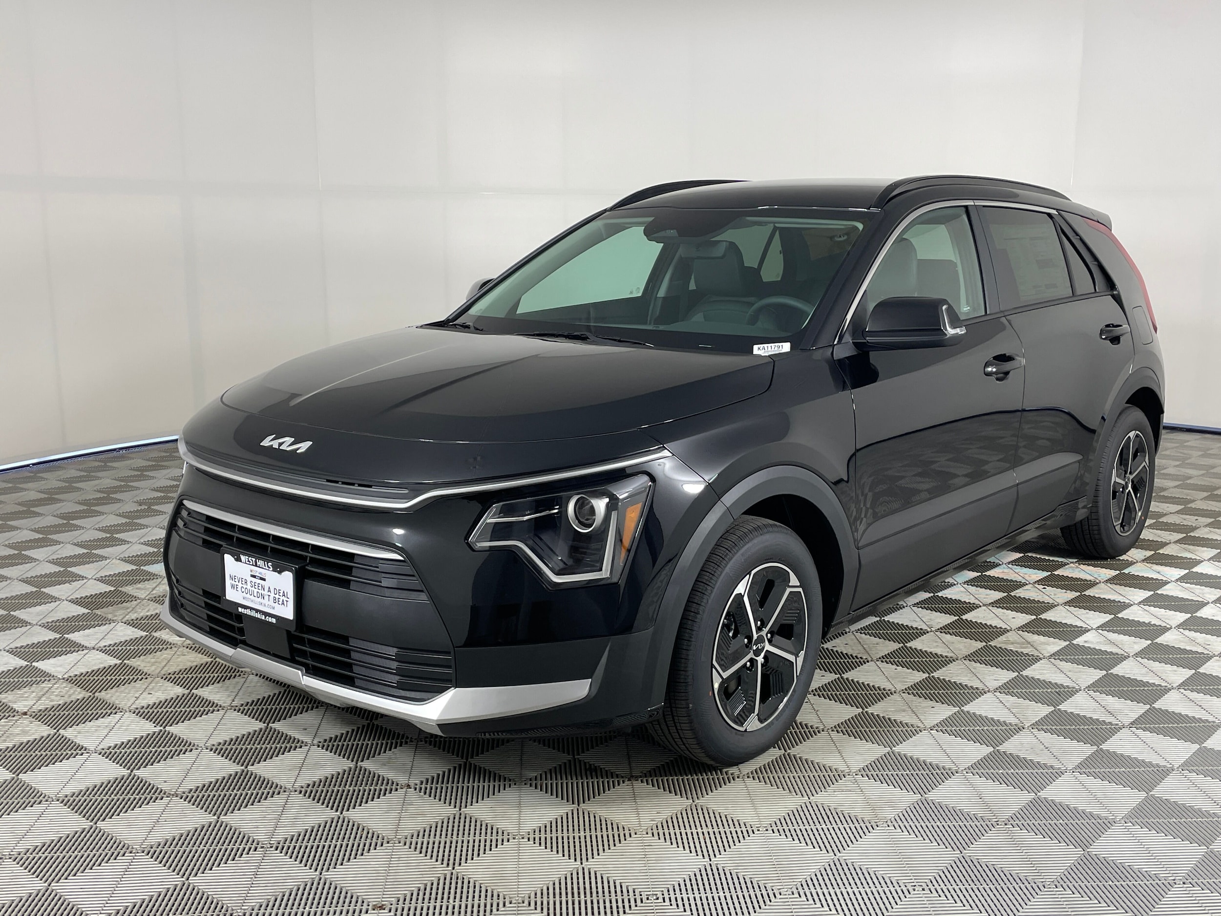 2026 Kia Niro EX HEV's photo