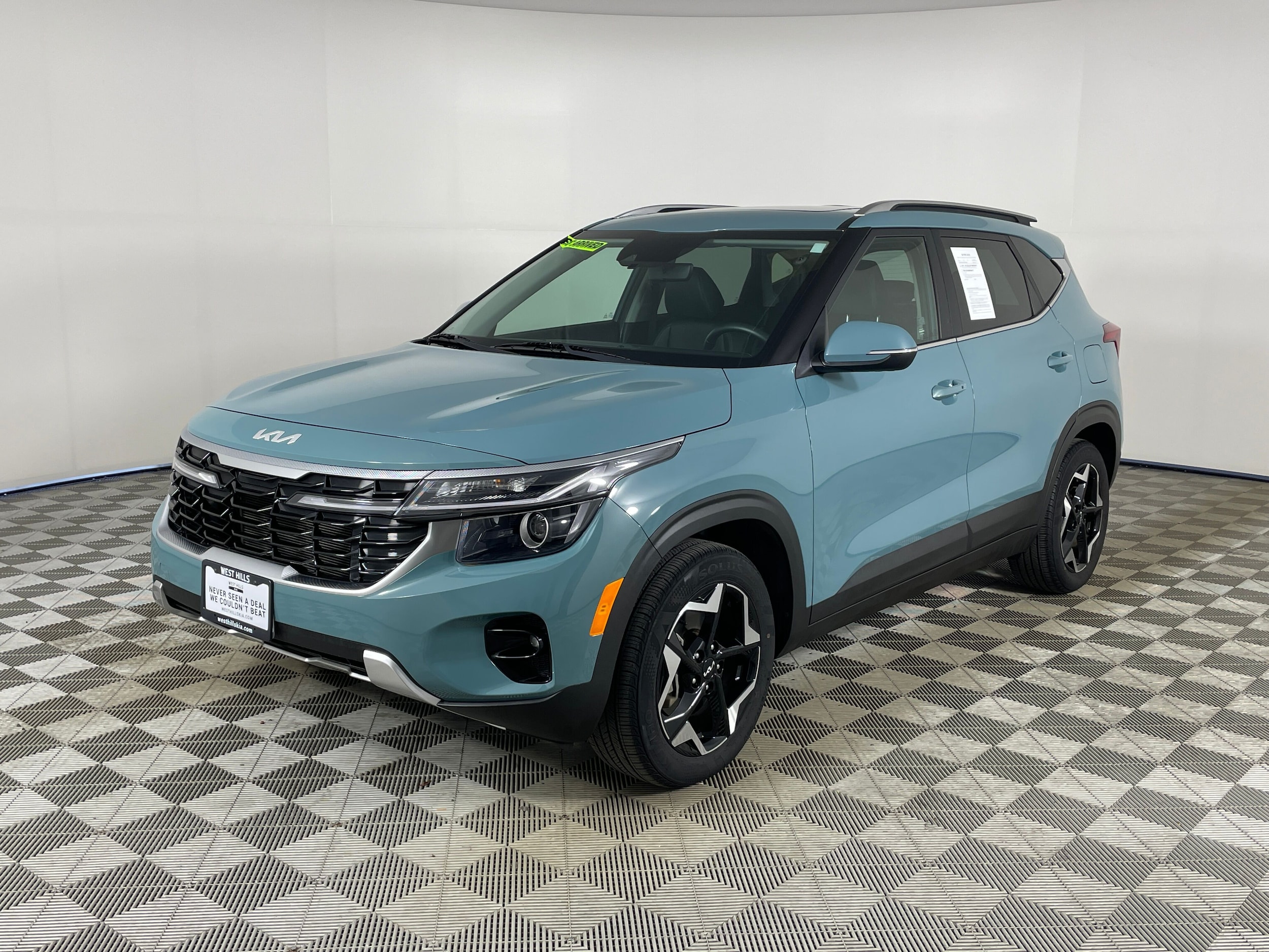 2024 Kia Seltos 2.0 EX AWD's photo