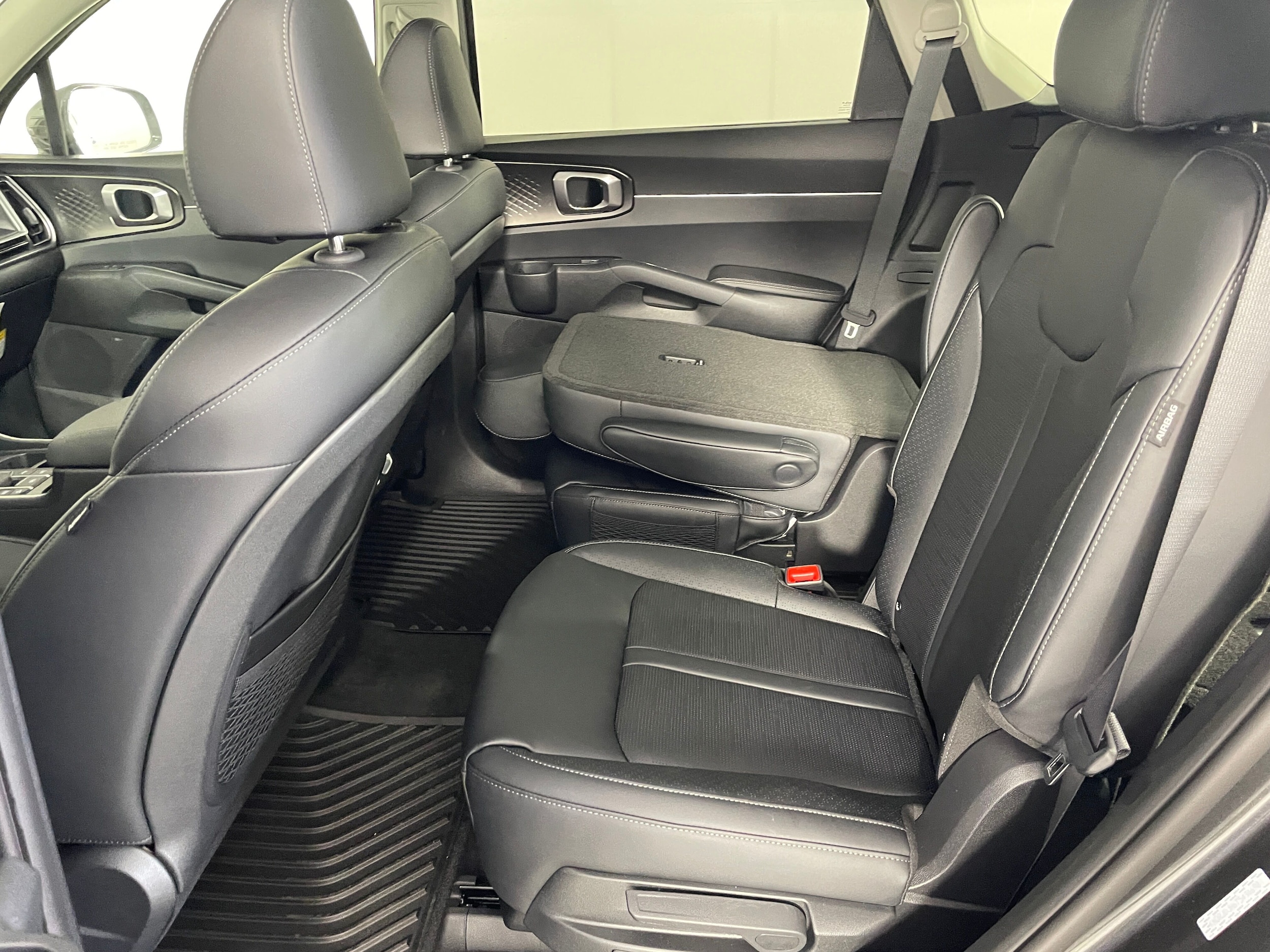 2026 Kia Sorento EX PHEV - Photo 10