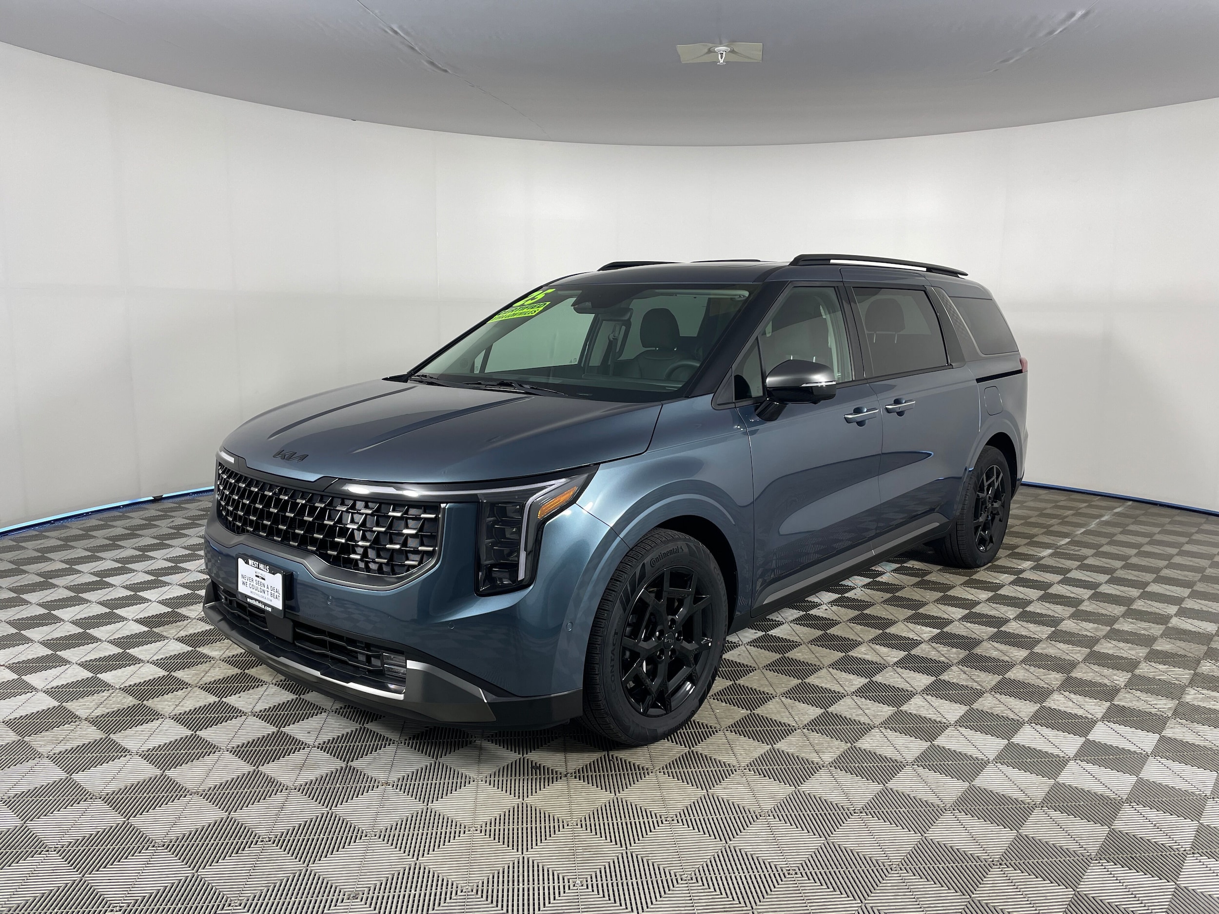 2025 Kia Carnival Hybrid SX