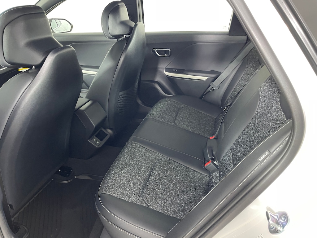 New 2025 Kia K4 GT-Line Sedan