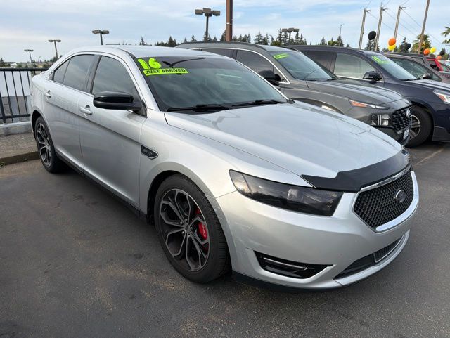 2016 Ford Taurus SHO photo 5