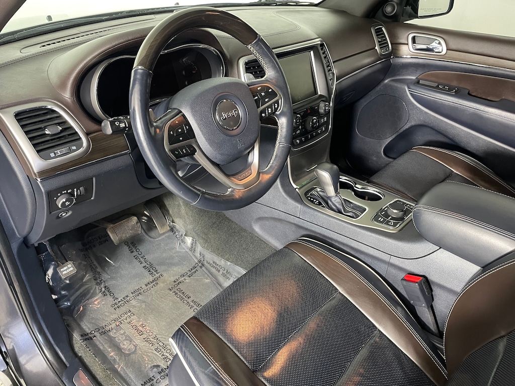 Used 2017 Jeep Grand Cherokee Overland SUV