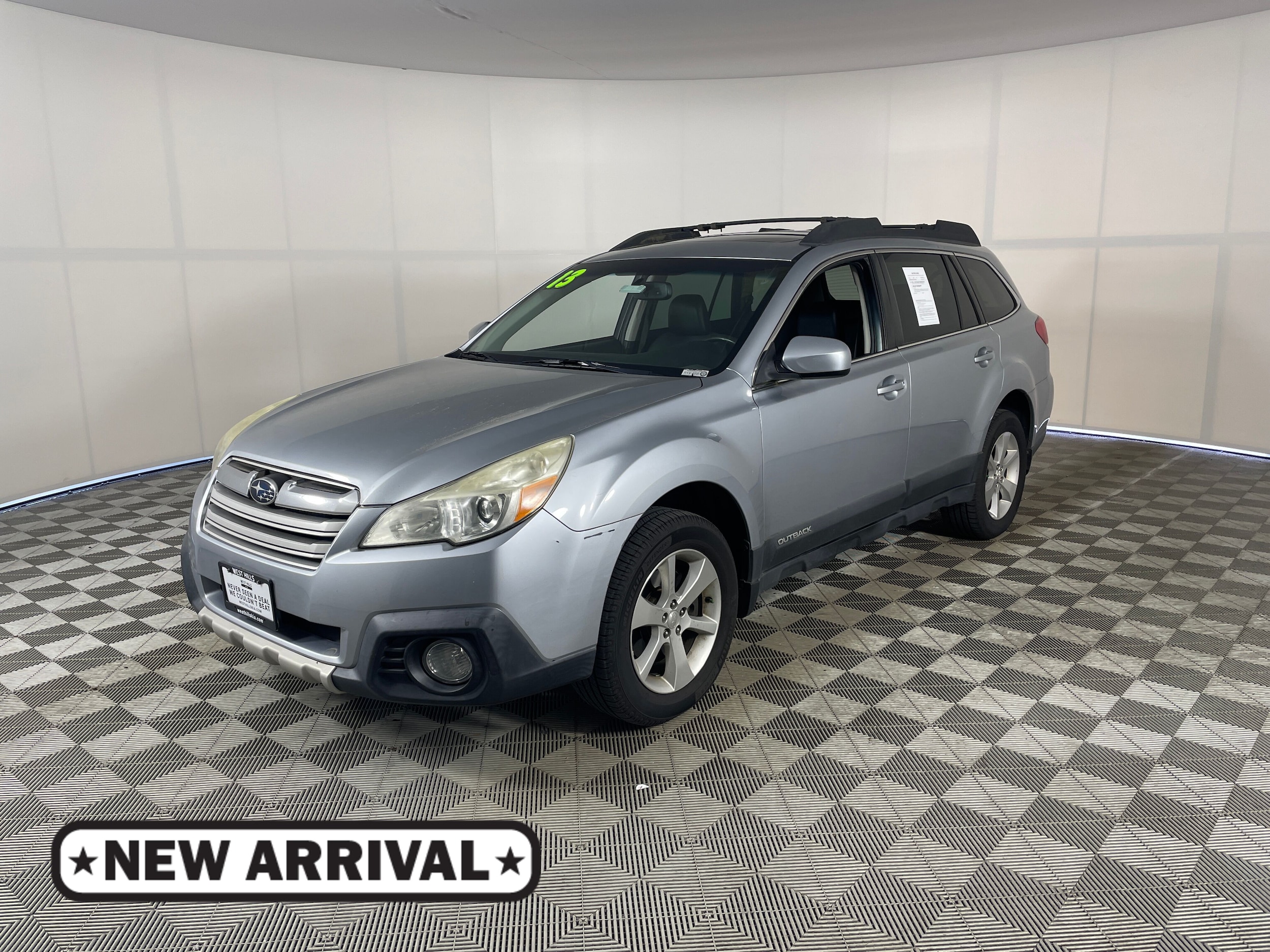 2013 Subaru Outback 3.6R Limited AT's photo