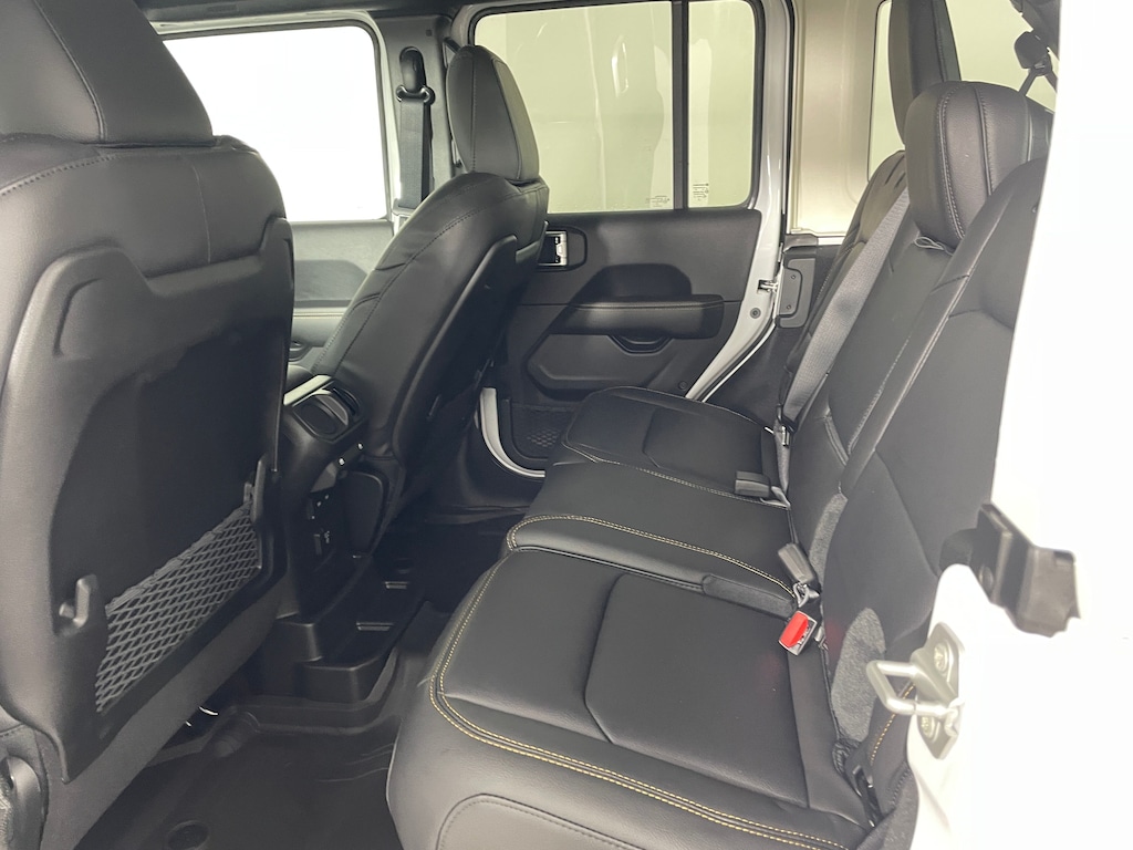 New 2025 Jeep Wrangler 4-DOOR SAHARA Sport Utility