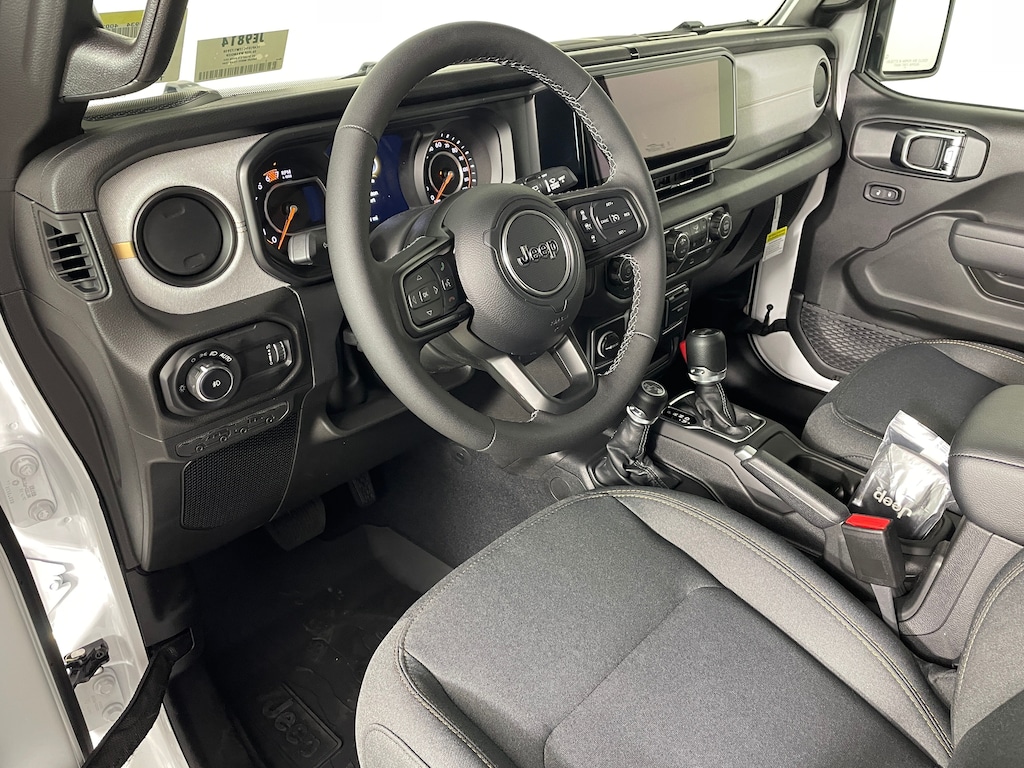 New 2026 Jeep Wrangler 4-DOOR SPORT S Sport Utility