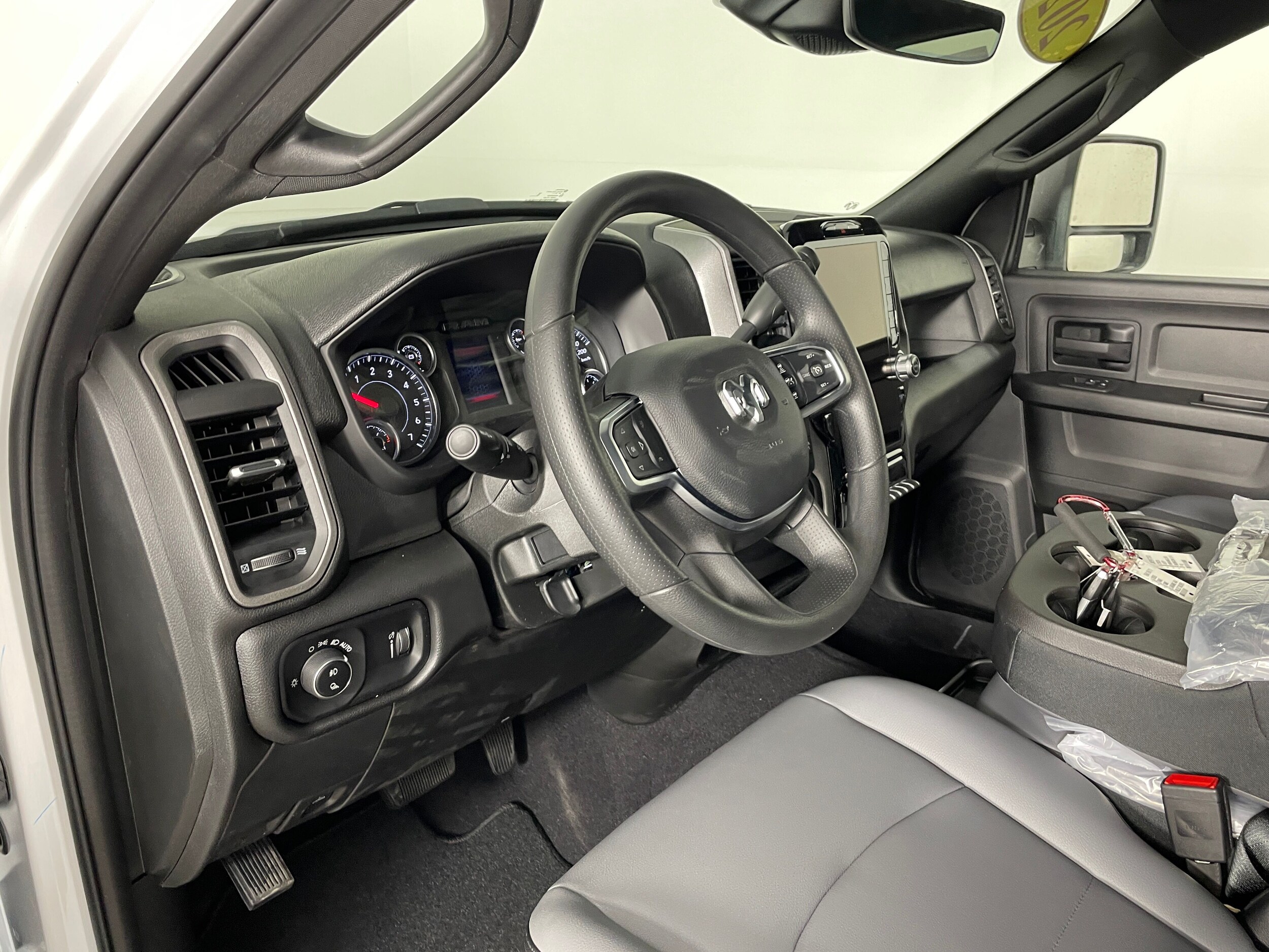2026 Ram 2500 Tradesman photo 2