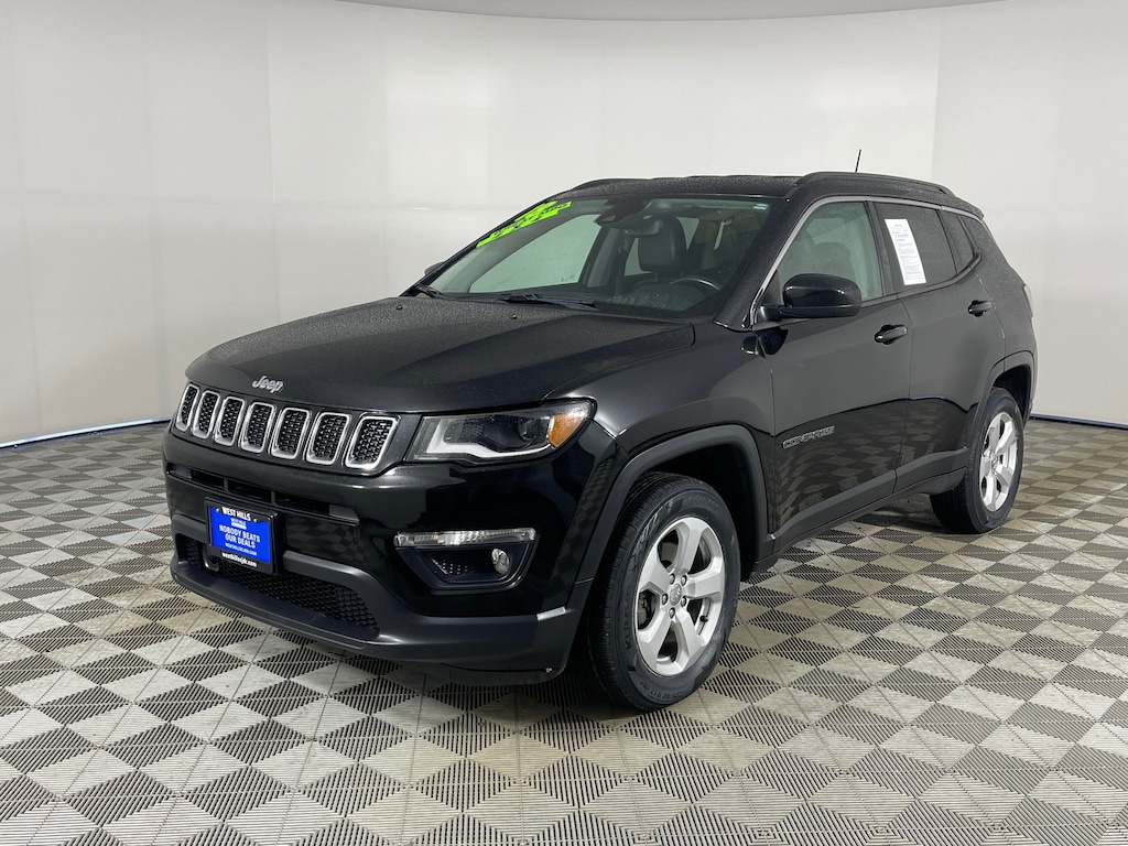 Used 2018 Jeep Compass Latitude 4x4 SUV
