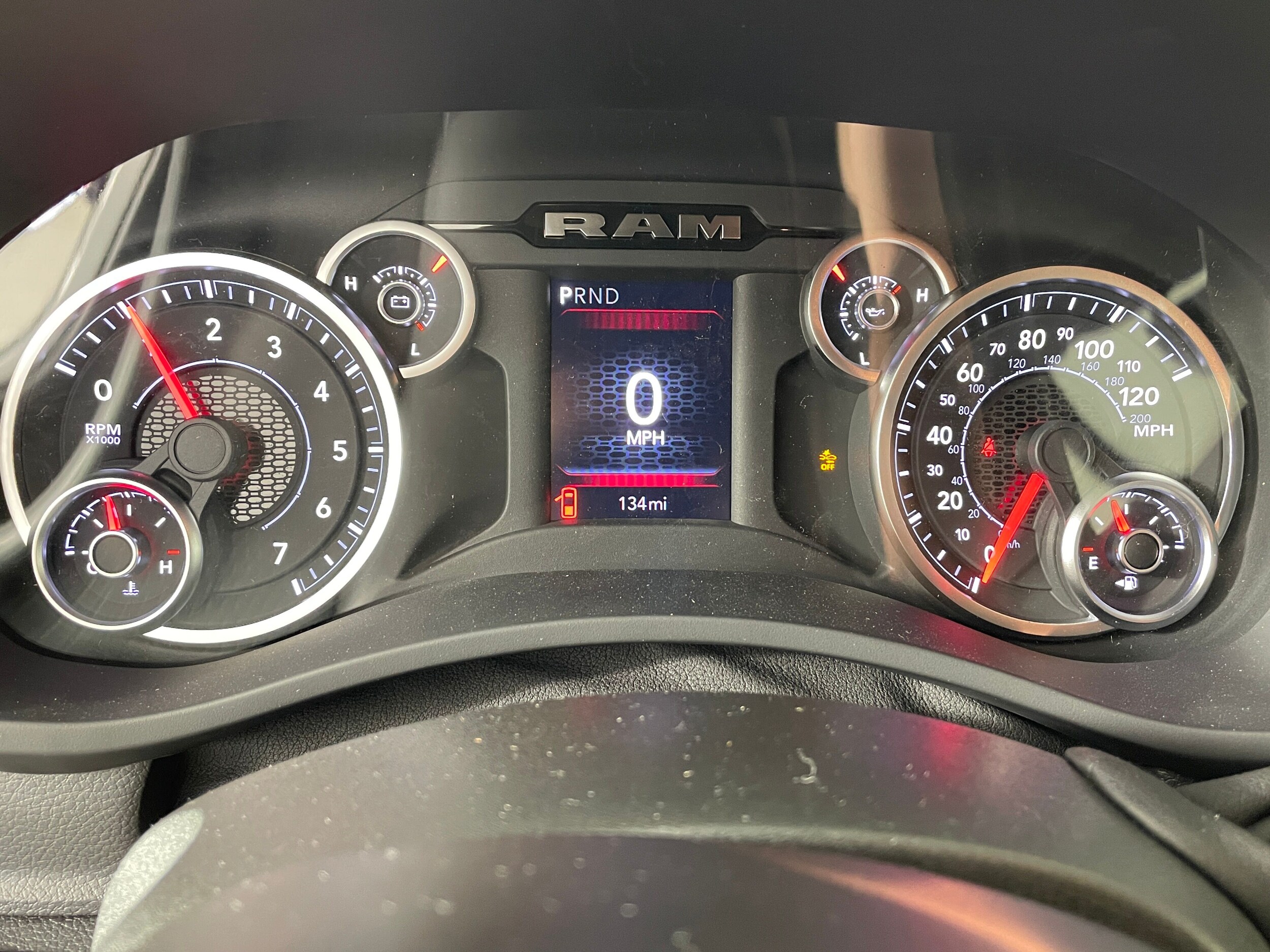 2025 Ram 2500 Tradesman photo 3