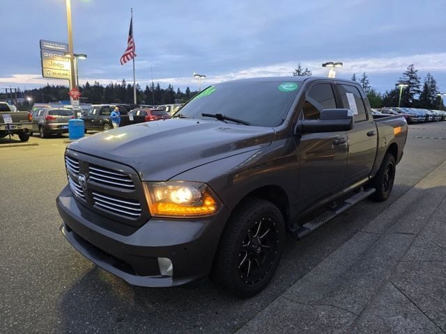 2014 Ram 1500 Sport photo 3