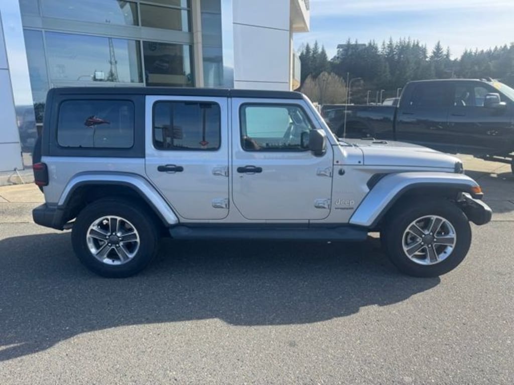 Used 2018 Jeep Wrangler Unlimited Sahara 4x4 SUV