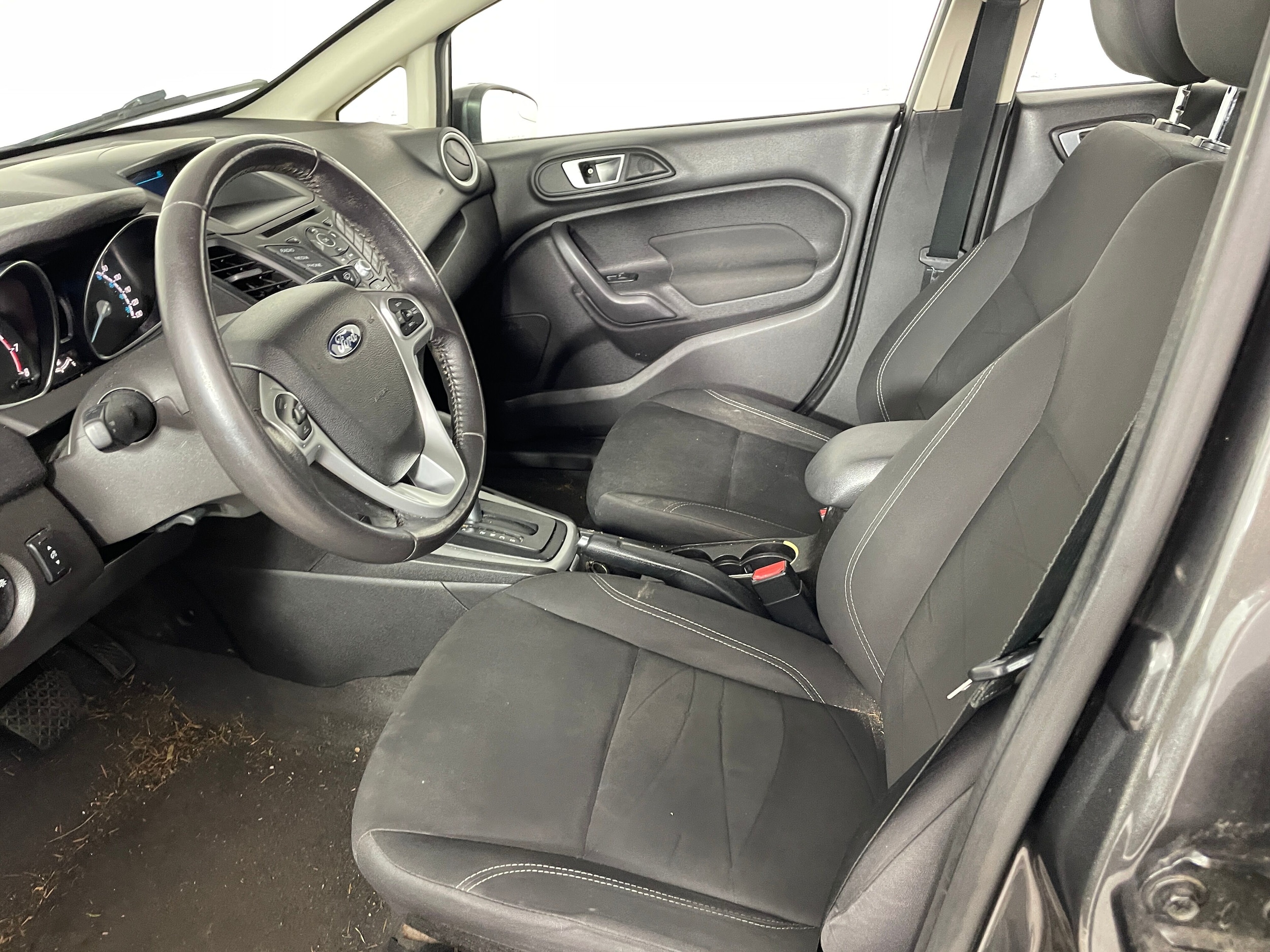 Used 2015 Ford Fiesta SE with VIN 3FADP4EJ3FM200176 for sale in Bremerton, WA