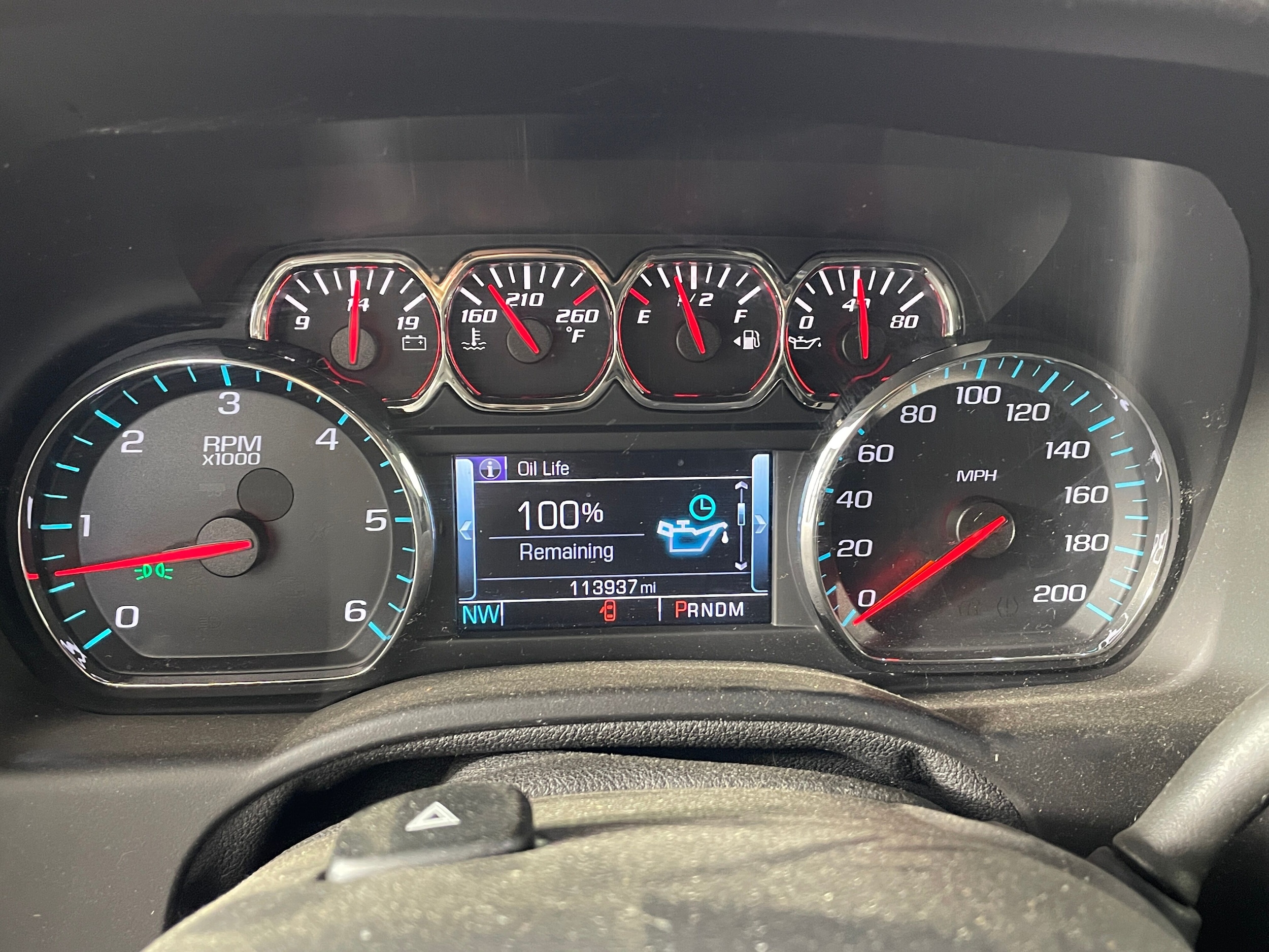 2016 Chevrolet Suburban LTZ photo 5