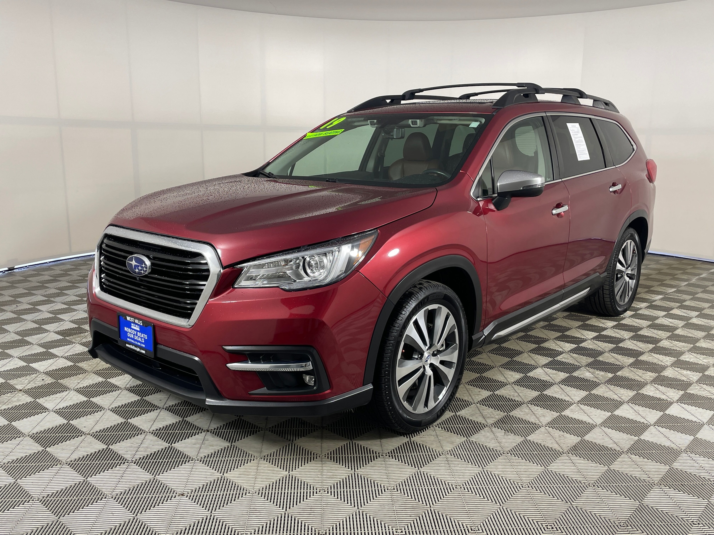 2019 Subaru Ascent Touring's photo