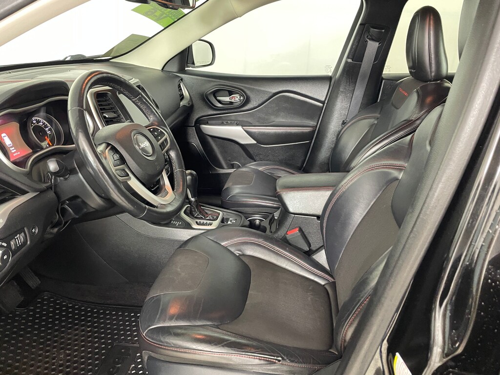 Used 2017 Jeep Cherokee Trailhawk 4x4 SUV