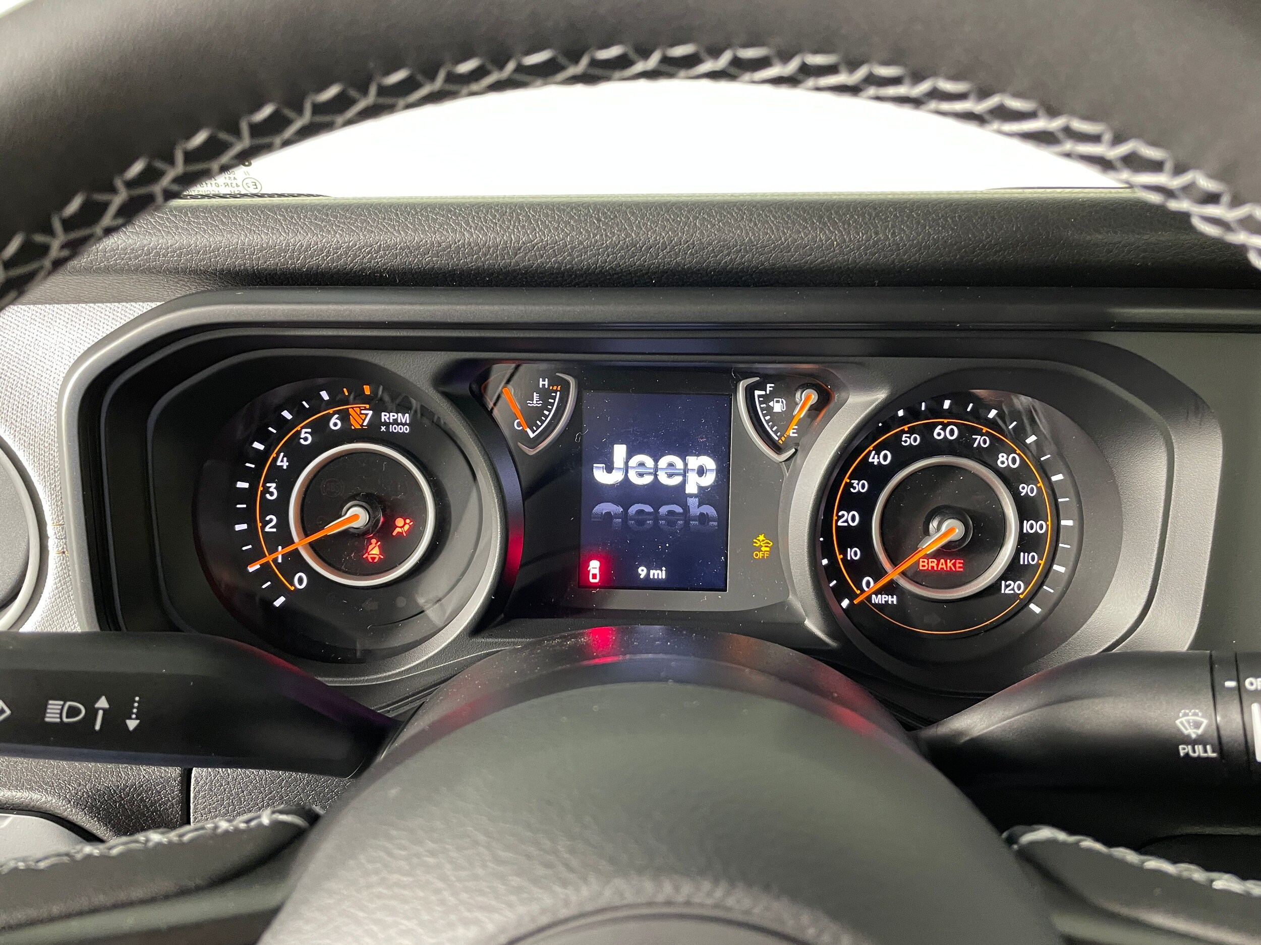 2025 Jeep Gladiator Sport photo 4