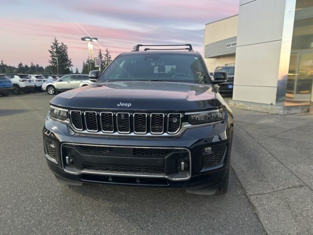 Used 2023 Jeep Grand Cherokee L Overland SUV