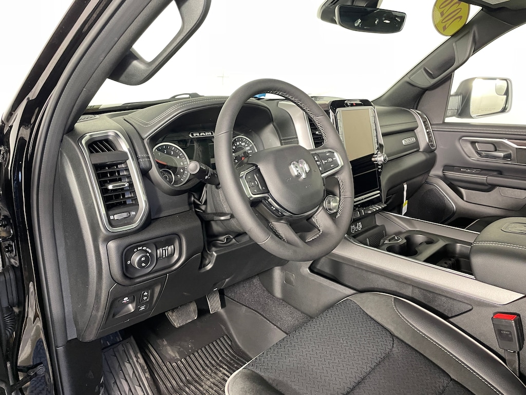 New 2026 Ram 1500 LARAMIE CREW CAB 4X4 5'7 BOX Pickup