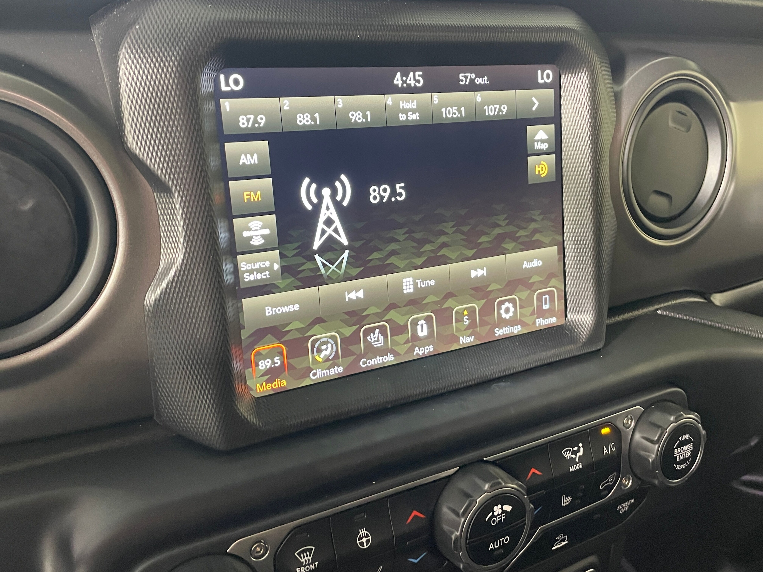 2023 Jeep Gladiator Sport photo 6