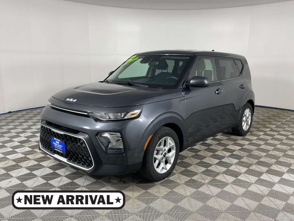 Used 2022 Kia Soul LX Hatchback