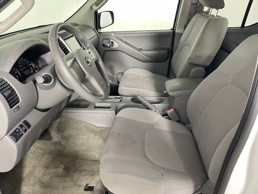 Used 2012 Nissan Frontier SV V6 Crew Cab Truck Crew Cab